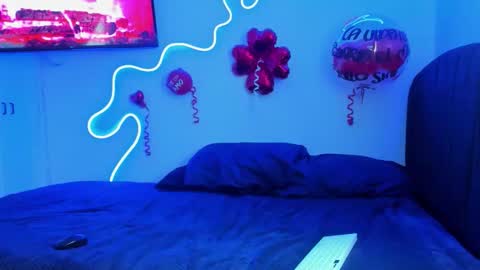 lili_evanss online show from 02/14/26, 06:15