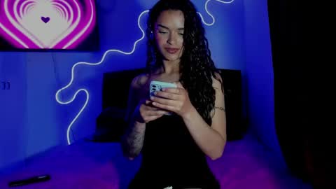 lili_evanss online show from 05/15/26, 11:01