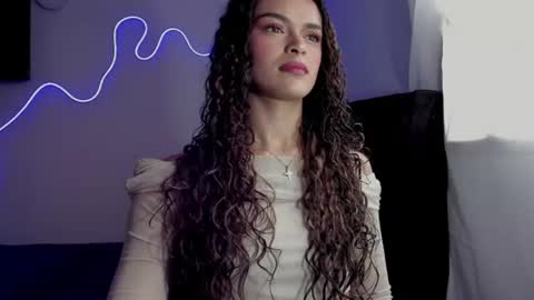 lili_evanss online show from 07/11/26, 04:32