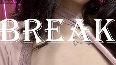 Snapshot of lili_flowerr chatting on 02/20/25, 12:04 Lilli follow me kiss online show from 02/20/25, 12:04