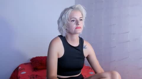 Snapshot of lili_latina47 chatting on 10/06/25, 11:02 Lili online show from 10/06/25, 11:02