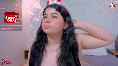 Snapshot of lili_mccormick chatting on 12/15/24, 07:13 SALOME online show from 12/15/24, 07:13