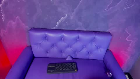 Lili  online show from 09/27/25, 07:19