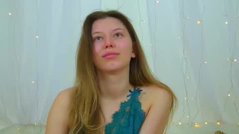 Mia online show from 02/26/26, 06:45