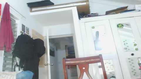 Snapshot of liliandoll chatting on 03/04/25, 12:07 yesica online show from 03/04/25, 12:07