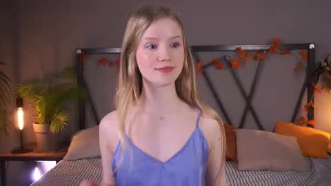 Lilian online show from 11/24/25, 12:49