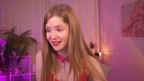 Lilian online show from 11/28/25, 01:25