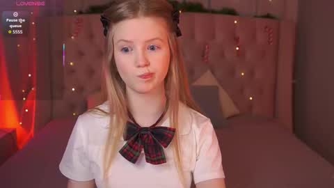 Lilian online show from 01/15/26, 12:10