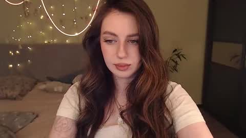 Snapshot of liliatlu chatting on 11/09/25, 03:43 Lilu online show from 11/09/25, 03:43