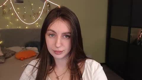 Snapshot of liliatlu chatting on 12/01/25, 01:43 Lilu online show from 12/01/25, 01:43