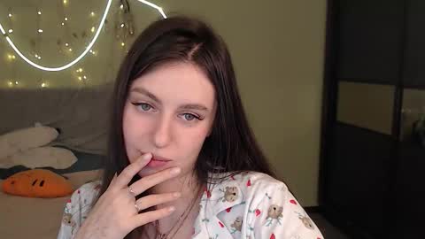 Snapshot of liliatlu chatting on 12/14/25, 08:46 Lilu online show from 12/14/25, 08:46