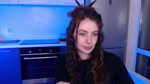 Lilu online show from 02/12/26, 11:00