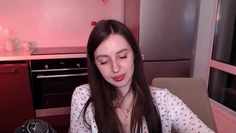 Lilu online show from 03/04/26, 11:00