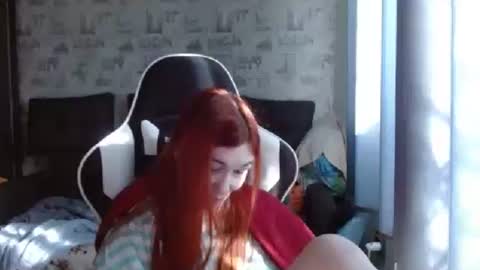 liliawoolf online show from 02/18/25, 07:54