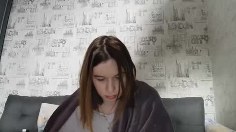 liliawoolf online show from 09/27/25, 06:02