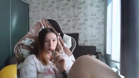 liliawoolf online show from 03/26/26, 08:31