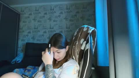 liliawoolf online show from 05/03/26, 03:23