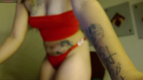 Simone 3 online show from 11/07/25, 04:12