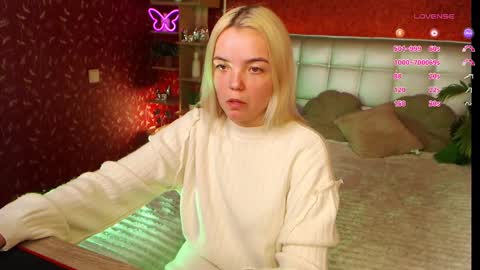 Lilie online show from 02/03/25, 01:19