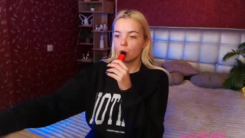 Lilie online show from 02/07/25, 10:52