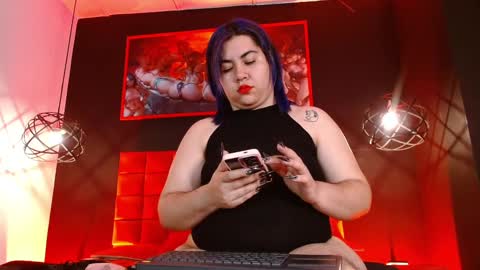 Snapshot of lilih_golden chatting on 09/27/25, 11:48 LILIH online show from 09/27/25, 11:48