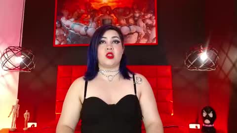 Snapshot of lilih_golden chatting on 10/25/25, 11:51 LILIH online show from 10/25/25, 11:51