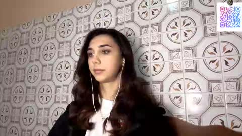 Lina online show from 11/09/25, 10:08