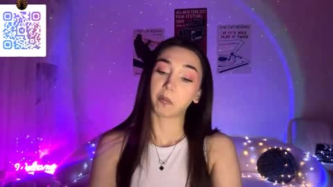 Lina online show from 04/09/26, 10:26