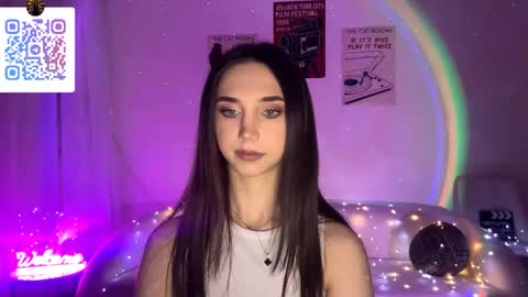 Lina online show from 04/13/26, 10:15