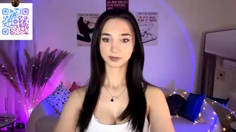 Snapshot of lilihalvorsen chatting on 07/03/26, 10:27 Lina online show from 07/03/26, 10:27