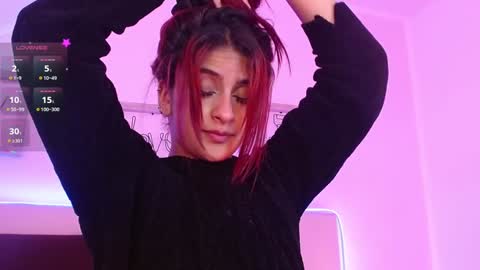 Lilith Savett online show from 01/28/25, 07:42