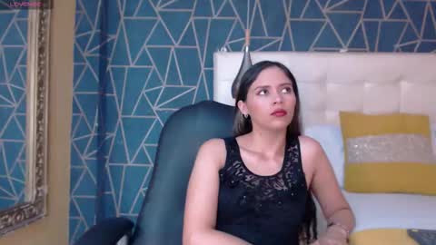 LilyJensen online show from 12/14/25, 05:18