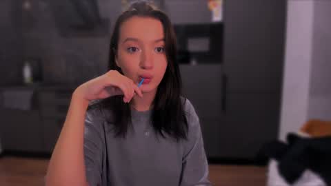             ...  online show from 12/12/24, 06:31