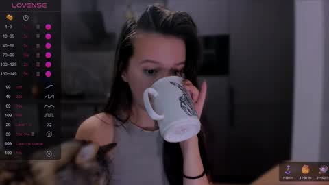             ...  online show from 10/12/25, 07:02