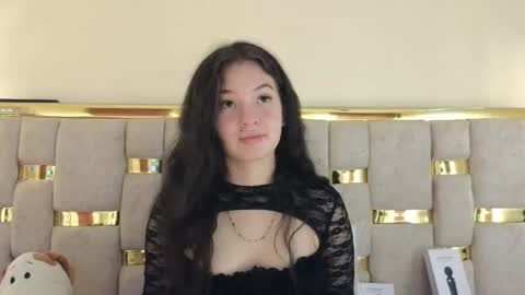 Snapshot of lilimini032 chatting on 02/14/26, 07:54 lilimini online show from 02/14/26, 07:54