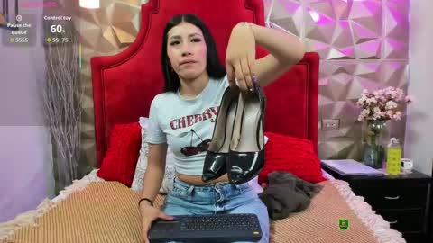 Snapshot of liliopal chatting on 06/09/26, 12:17 Lilia online show from 06/09/26, 12:17
