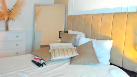 Lili  online show from 01/12/25, 03:17