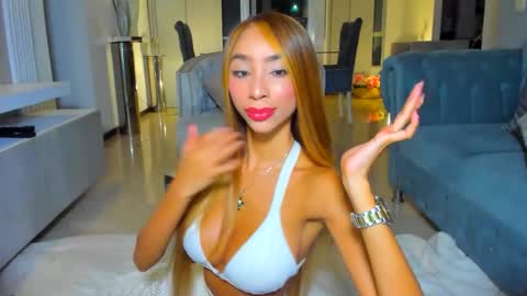 Lili  online show from 03/27/26, 02:50