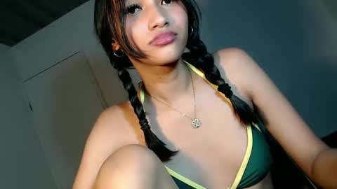 Chloe online show from 02/12/26, 12:33