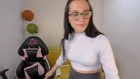 Leidy online show from 12/27/24, 10:37