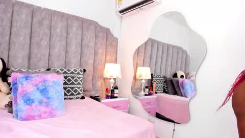 lilith_55 online show from 12/01/25, 10:59