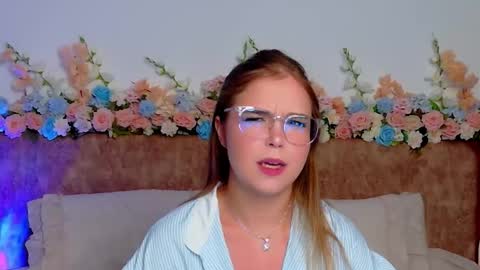 Lilith Bonheur online show from 03/26/26, 02:00