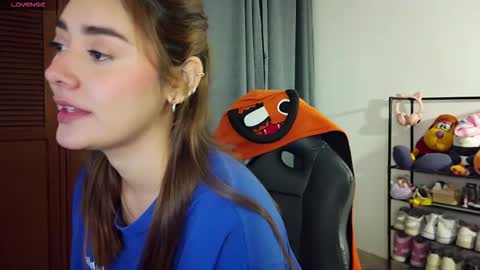 Lilith online show from 10/31/25, 04:57