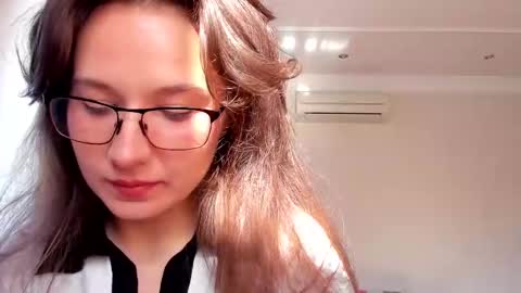 lilith online show from 02/20/25, 10:48