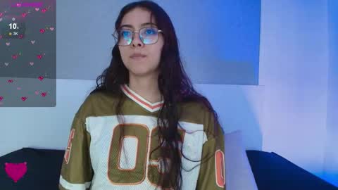 Snapshot of lilith_rose6 chatting on 11/21/25, 01:54 Lilith online show from 11/21/25, 01:54