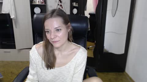 Snapshot of lilith_small21 chatting on 12/06/24, 12:16 lilith small21 online show from 12/06/24, 12:16