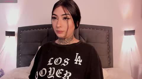 lilith_thompson online show from 10/29/25, 12:51