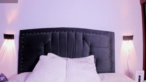 lilith_thompson online show from 11/14/25, 12:20