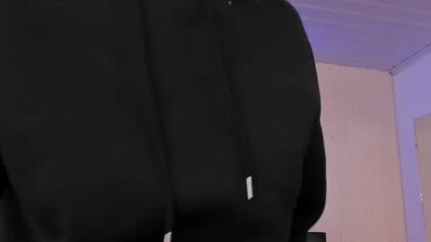 Snapshot of lilithbluum chatting on 03/23/26, 11:36 LilithBluum online show from 03/23/26, 11:36