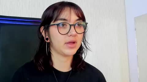 Snapshot of lilithbluum chatting on 03/28/26, 11:10 LilithBluum online show from 03/28/26, 11:10